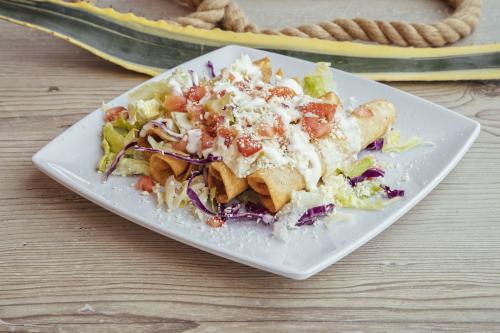 Mariscos Uruapan menu photo